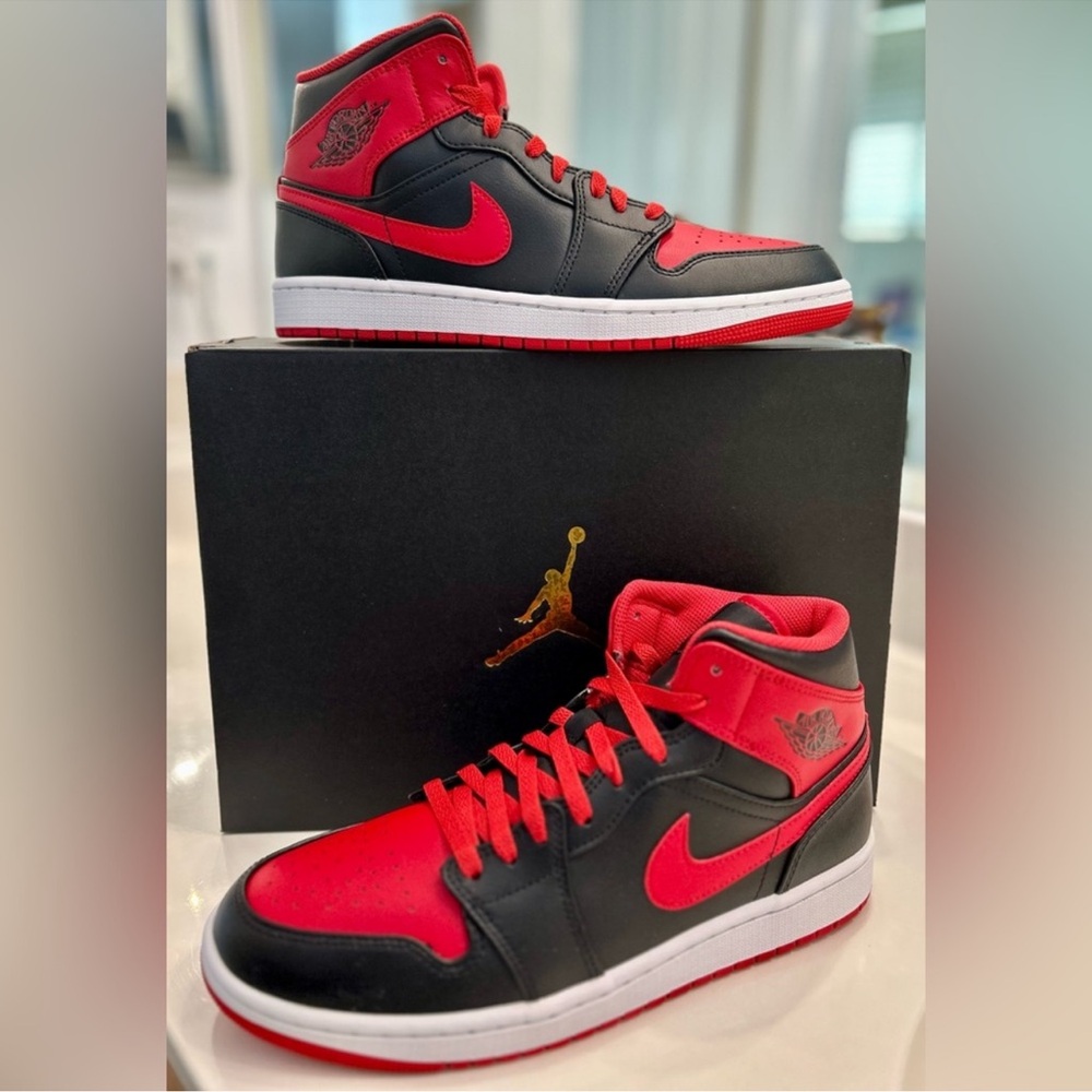 🏀Air Jordans 1 Mids 🏀Red and Black Athletic Shoes ✨ Brand new with box✨
